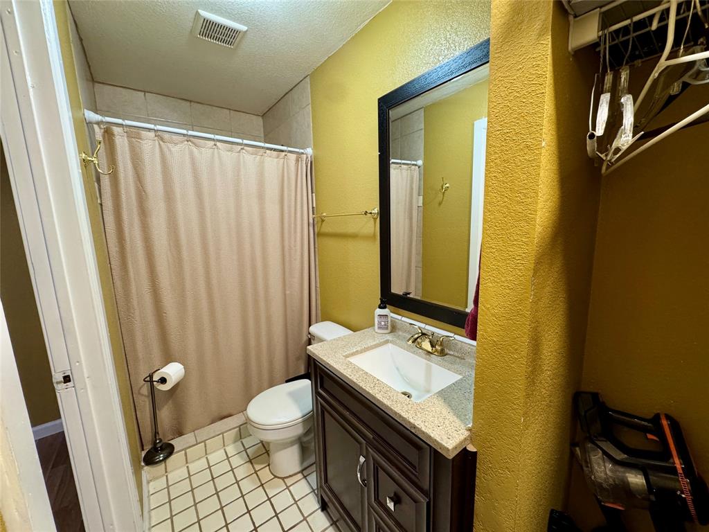 Deerpath Village 03 - Residential