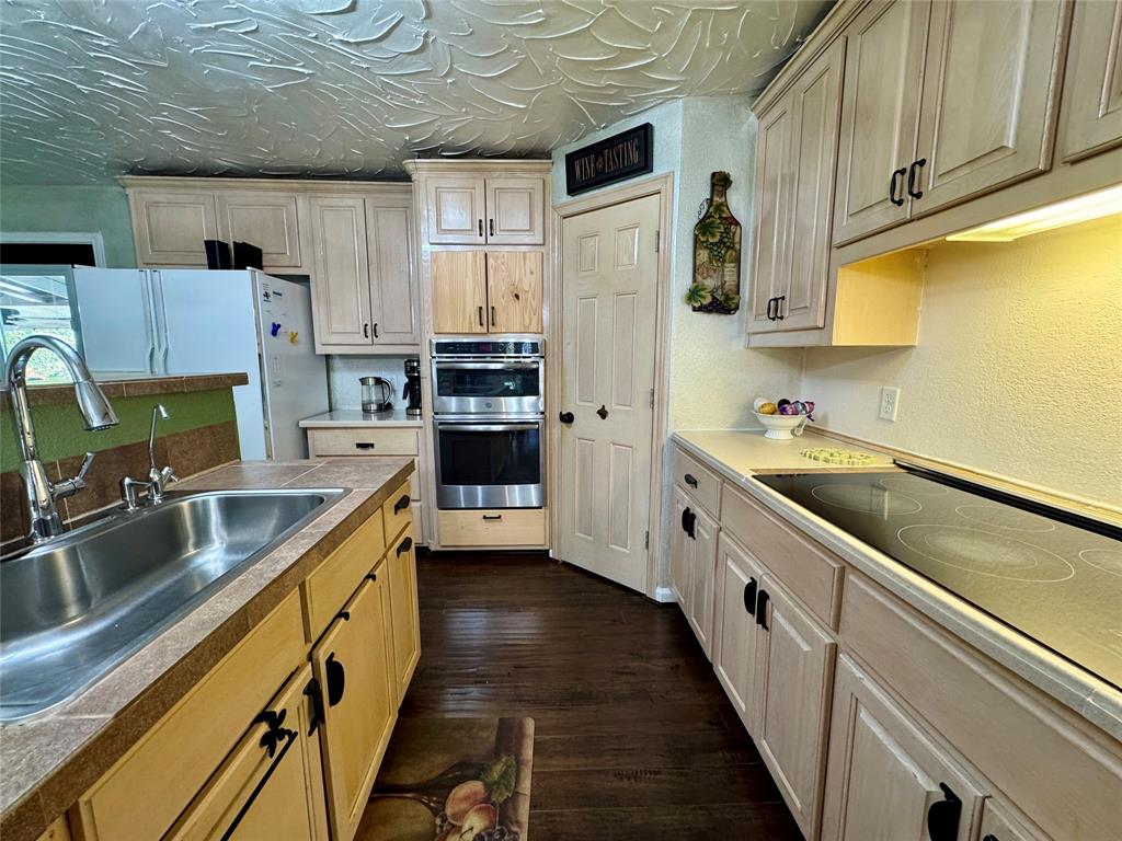 Deerpath Village 03 - Residential