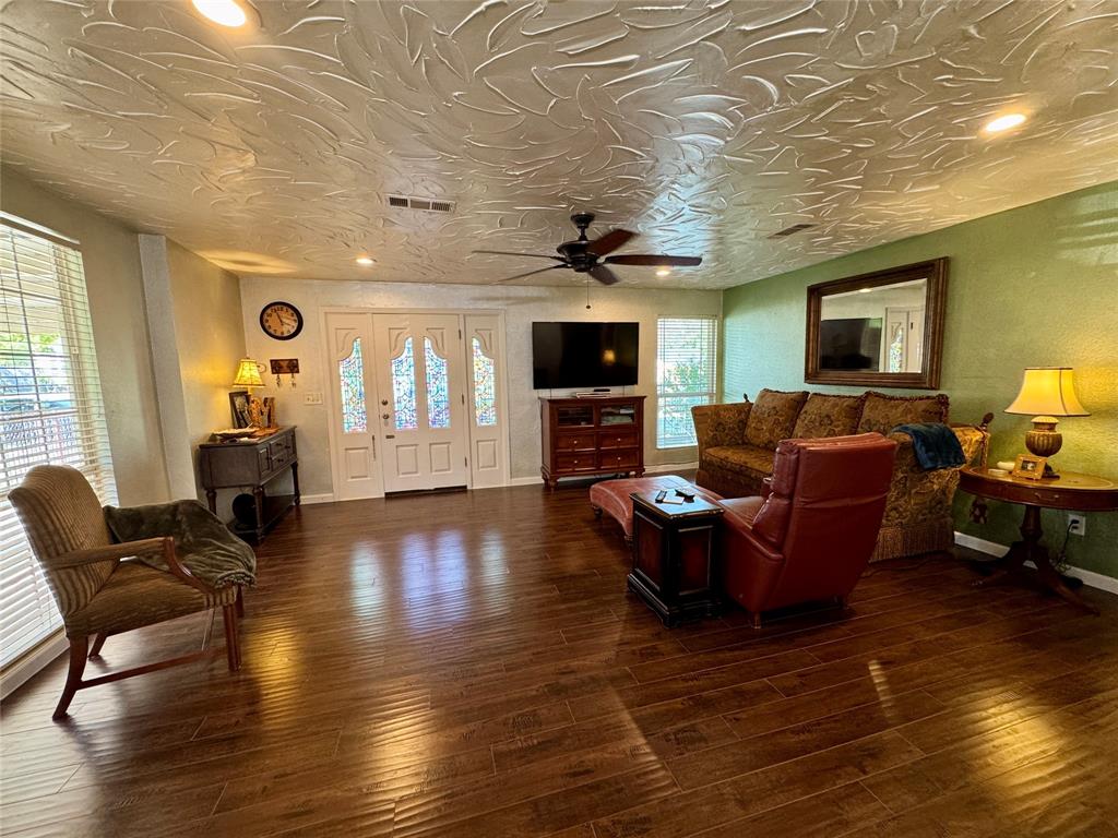 Deerpath Village 03 - Residential