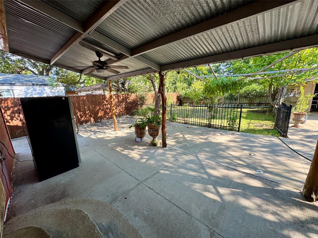 Deerpath Village 03 - Residential