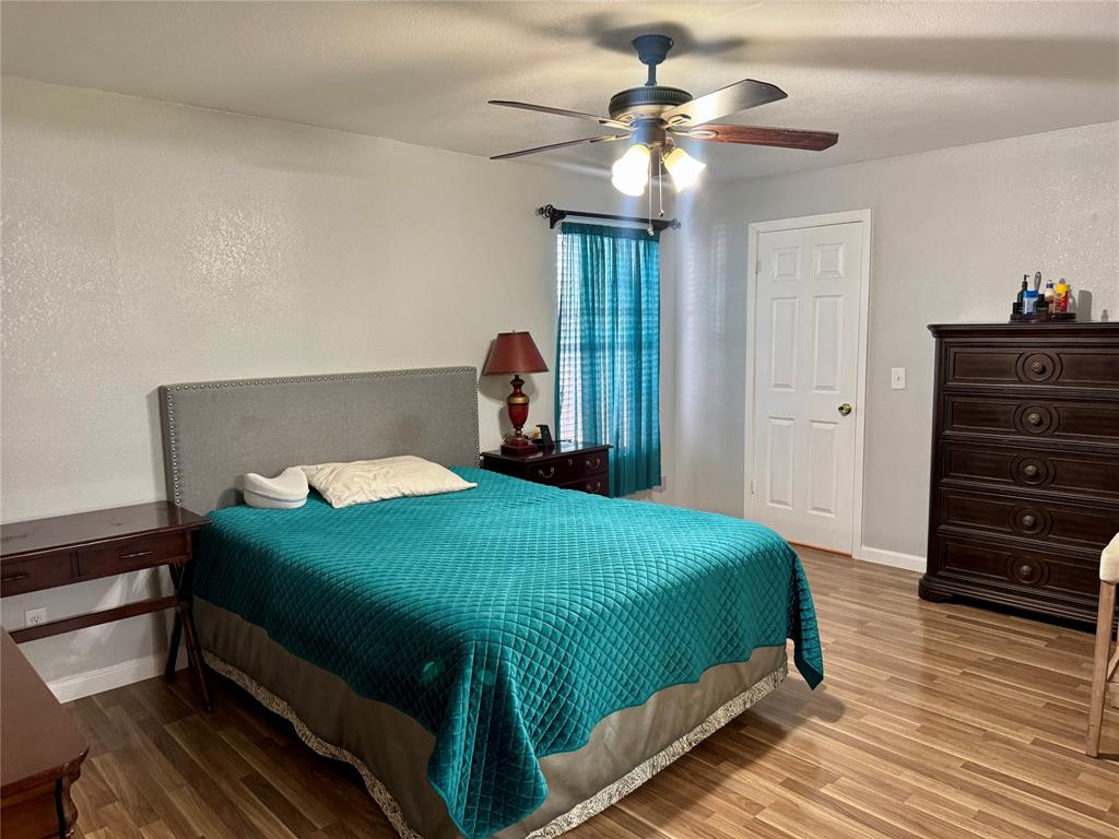 Deerpath Village 03 - Residential