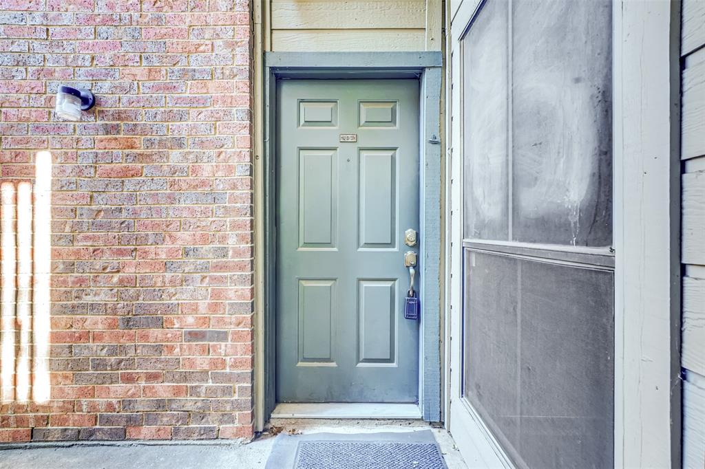 9254 Forest Lane 407