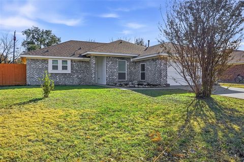 15 W Sharon Drive Krum TX 76249