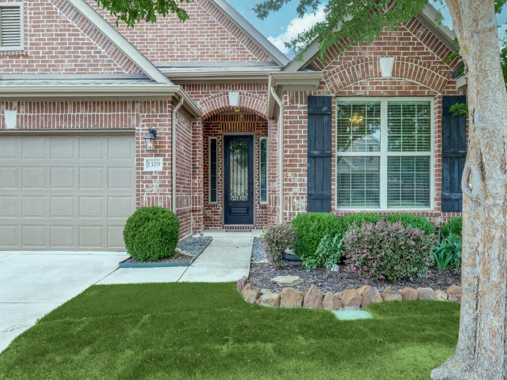 1329 Poplar Drive