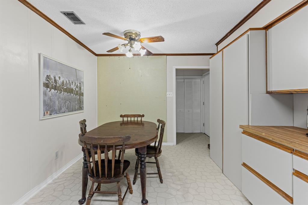 S4935 SHERWOOD FOREST ADDITION SEC 1 4 Acres .2179 - Residential