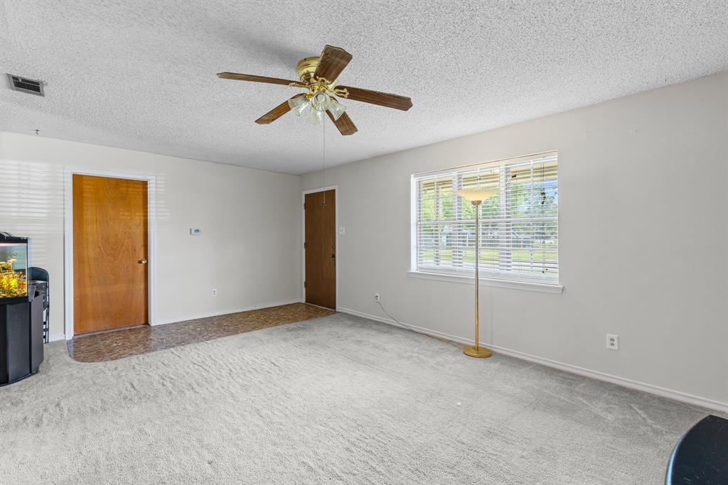 S4935 SHERWOOD FOREST ADDITION SEC 1 4 Acres .2179 - Residential