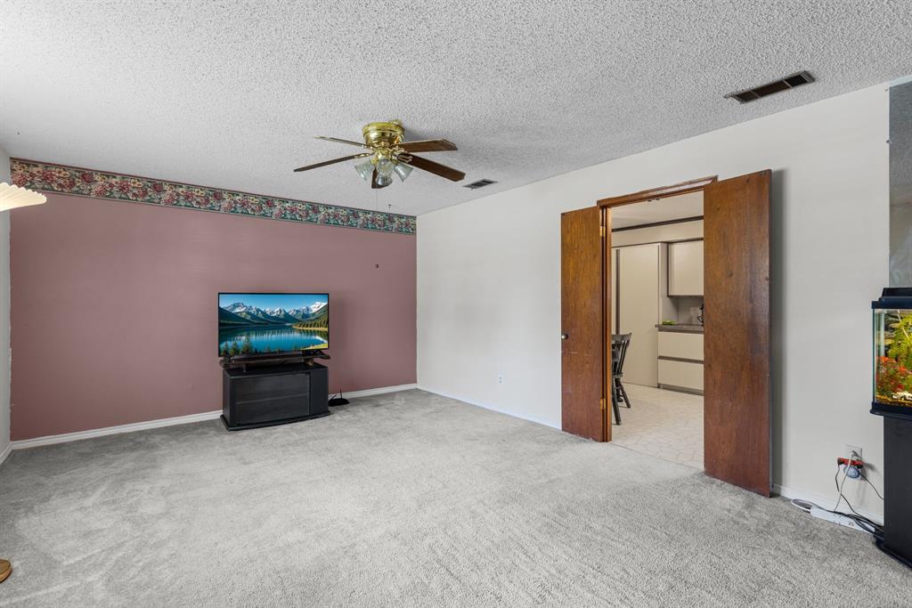 S4935 SHERWOOD FOREST ADDITION SEC 1 4 Acres .2179 - Residential