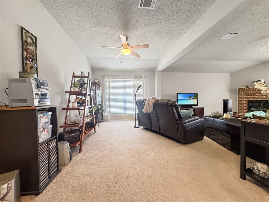 649 Canyon Place