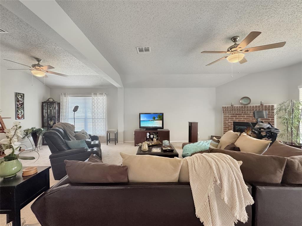 649 Canyon Place