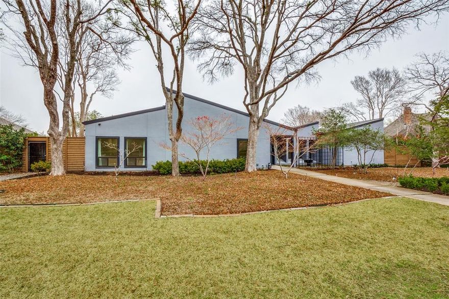 Modern masterpiece in Preston Hollow with striking architectural design situated on oversized 110x146 lot w open living floorplan for entertaining. U-Shaped Design showcases a large pool and tree-filled views from every room. Gourmet kitchen has an oversized center island and Bar. 2 additional living areas. Master suite w fireplace & marble spa bath w his-her closets, steam shower & separate soaking tub. Sparkling pool was replastered in Feb. Close to dining, shopping & entertainment, with easy access to both Central Expwy and Tollway.