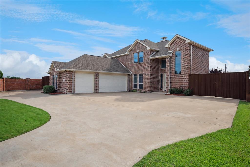 104 Trinity Court