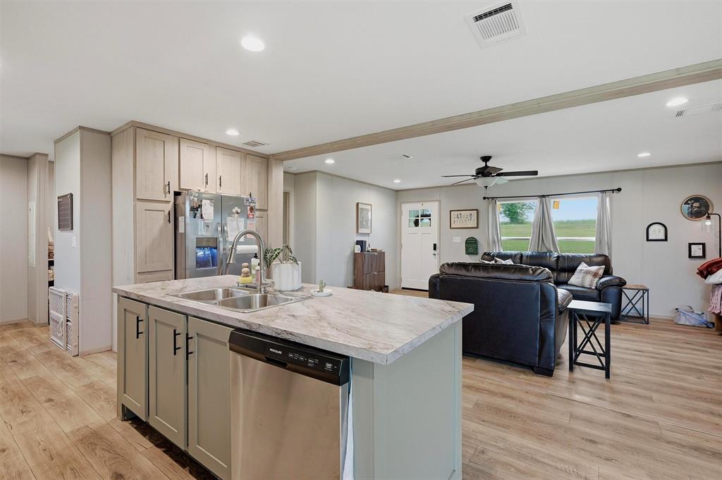 KENTUCKY TOWN ROAD ADDITION - Residential