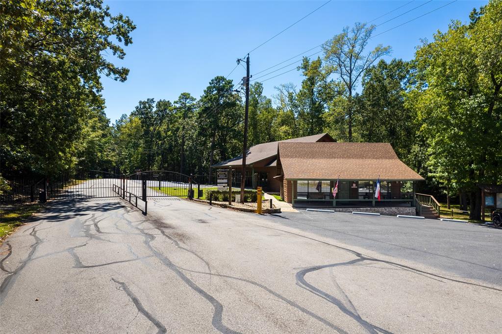 Tall Tree - Residential