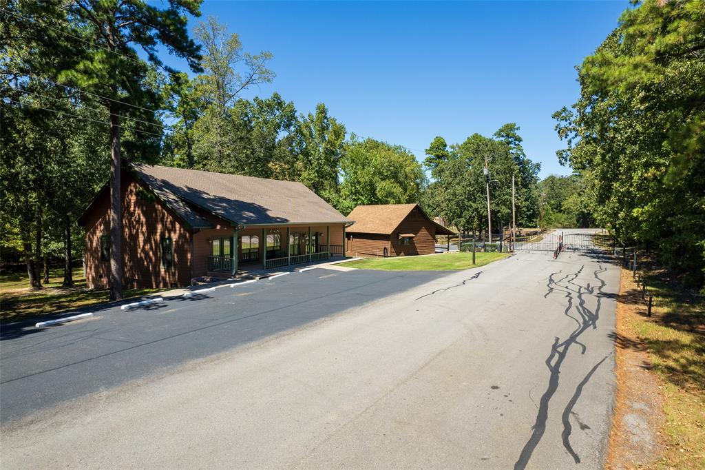 Tall Tree - Residential