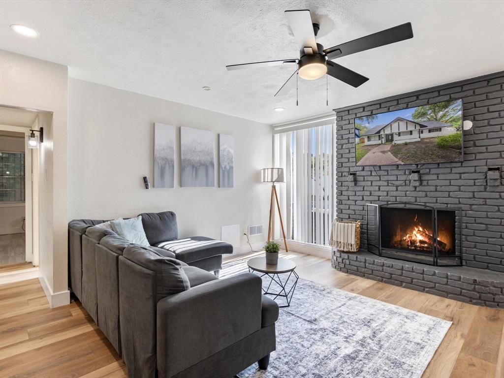 Braeburn Glen - Residential