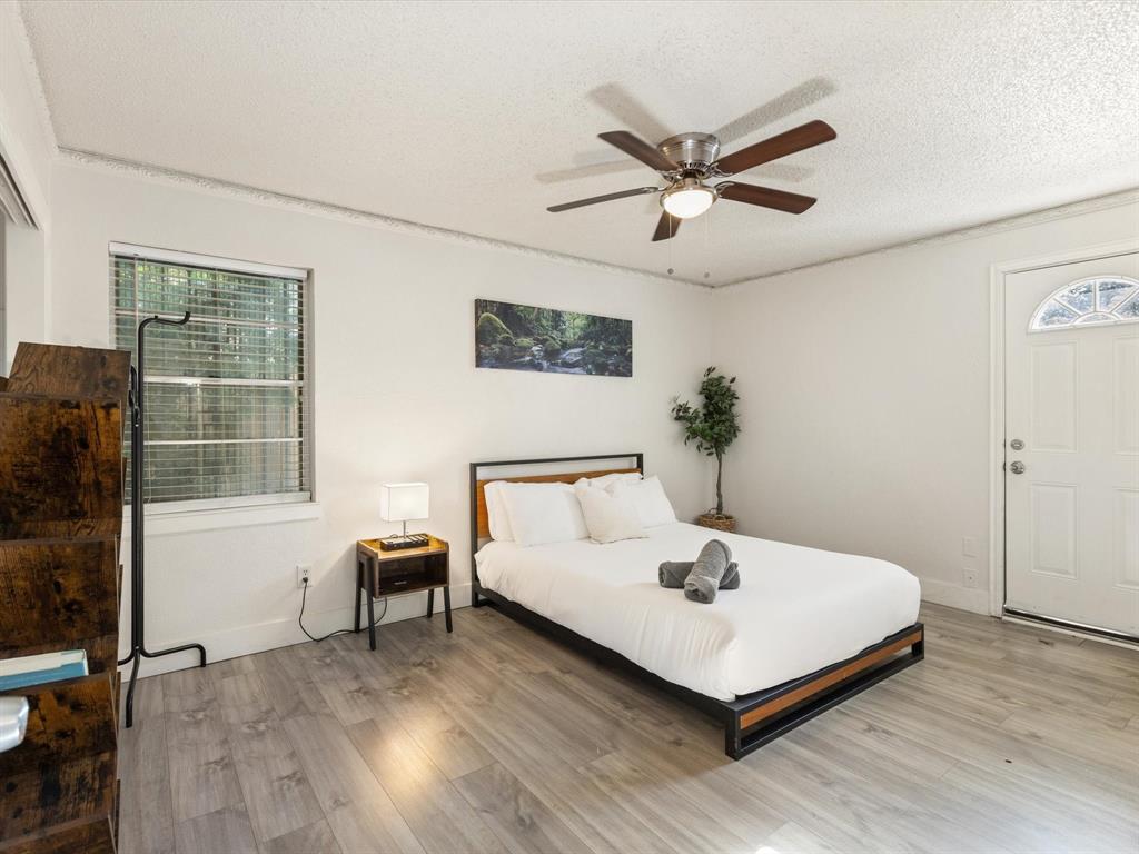 Braeburn Glen - Residential