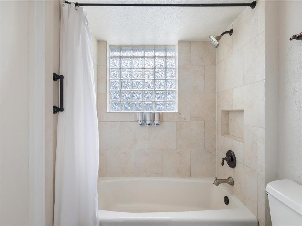 Braeburn Glen - Residential