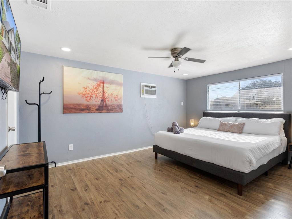 Braeburn Glen - Residential