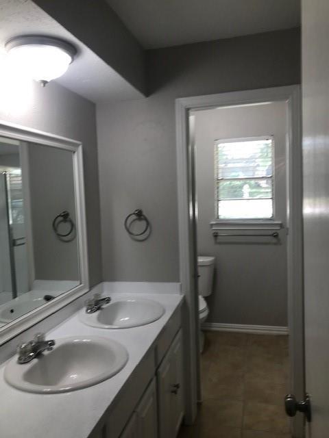 Crestwood Village 02 - Residential Lease