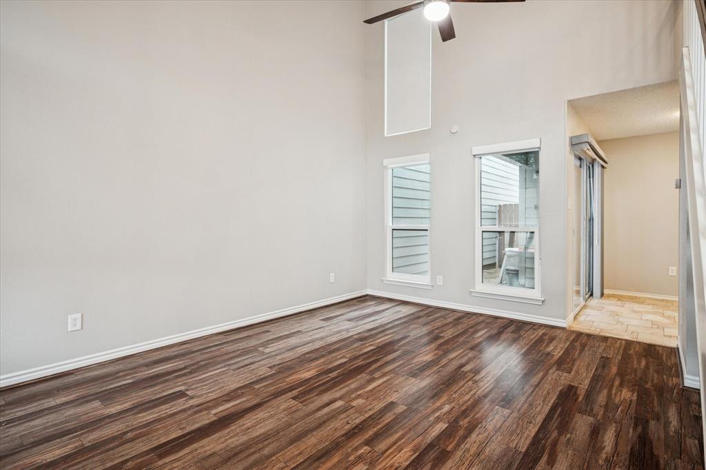 17490 Meandering Way 207