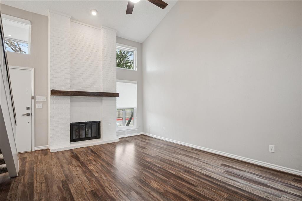 17490 Meandering Way 207