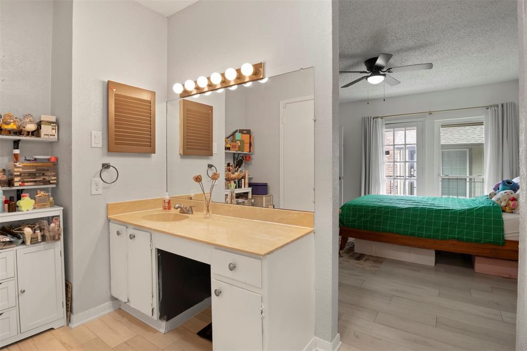 Woodhaven Condo - Residential