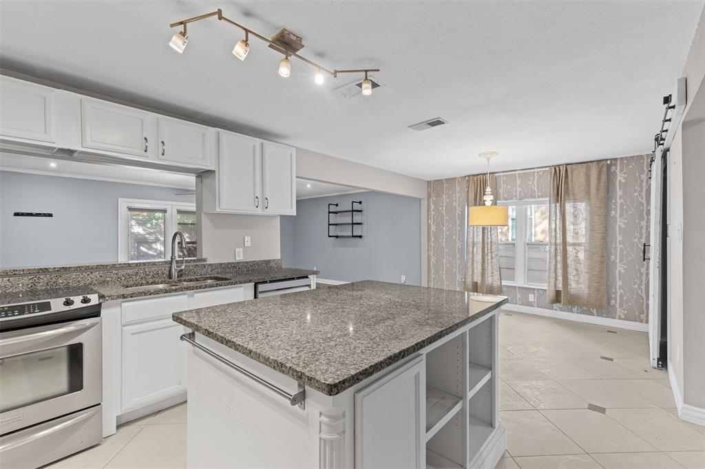 WEST OAKHURST - Residential