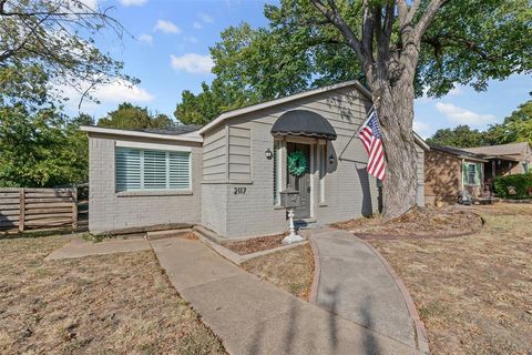 2117 W Lotus Avenue Fort Worth TX 76111