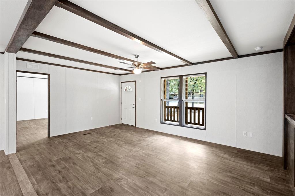 1494 Lynock Lane
