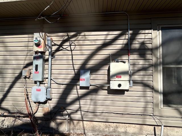 MCKINNEY ROBERT - Residential