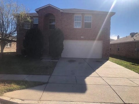 Photo of 4309 Mayberry Lane, Fort Worth, TX 76123 (MLS # 21402764)