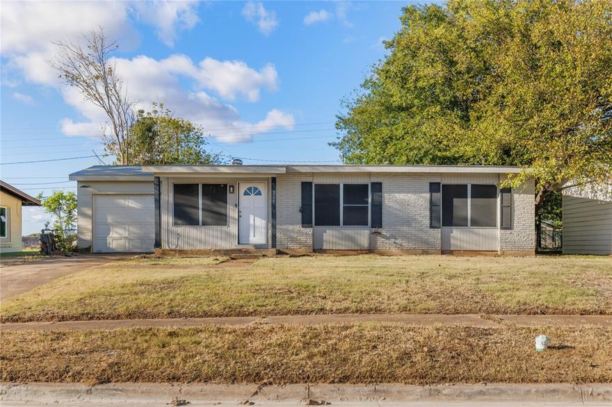 Welcome to 205 Laurel Lane in McGregor!
This 4-bedroom, 2-bath home combines modern updates with small-town charm in a location you’ll love. Recent improvements include a new back portion of the roof (2025), updated plumbing and electrical systems (2023), and remodeled bathrooms (2023). The spacious primary suite addition features a large bathroom and walk-in closet, offering a comfortable retreat.

Located within walking distance of Amsler Park and just blocks from Highway 317, this home provides quick access to Waco and nearby amenities while being part of McGregor’s thriving community — home to SpaceX and continued city growth.

At $200,000, this property offers incredible value — a turnkey home that’s ready to make your own and enjoy for years to come.