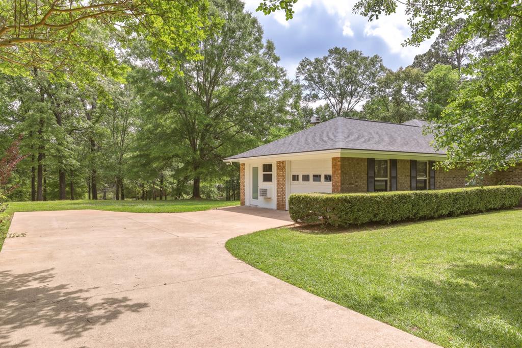 9465 Peninsula Drive