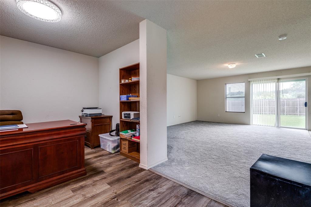 736 Eagle Drive
