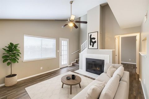 Tiny photo for 1122 Millview Drive #3101, Arlington, TX 76012 (MLS # 21100970)