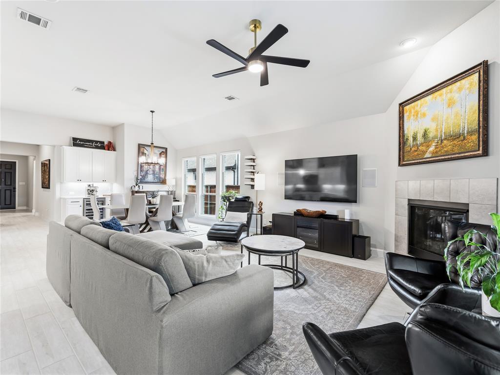 15340 Crape Myrtle Road