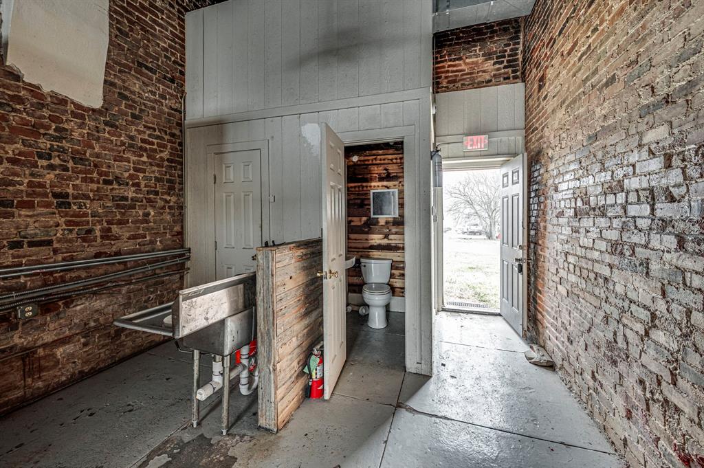 O T Milford - Commercial Sale