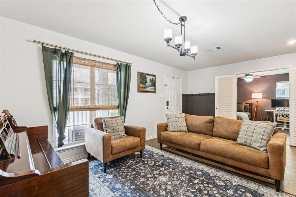 1509 Cherokee Rose Trail