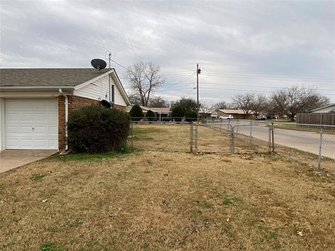 A home in Mineral Wells