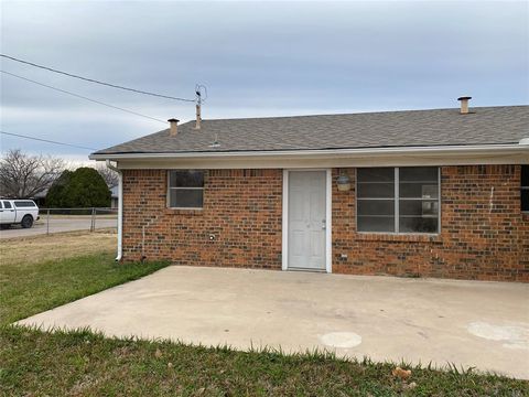 A home in Mineral Wells