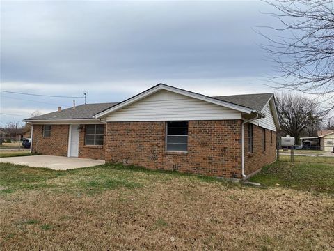 A home in Mineral Wells