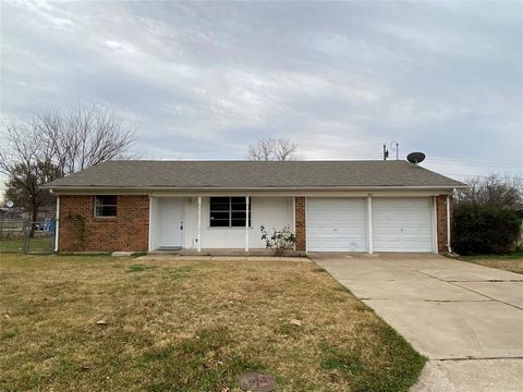 A home in Mineral Wells