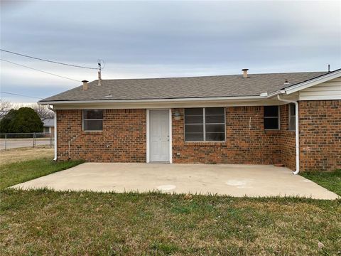 A home in Mineral Wells