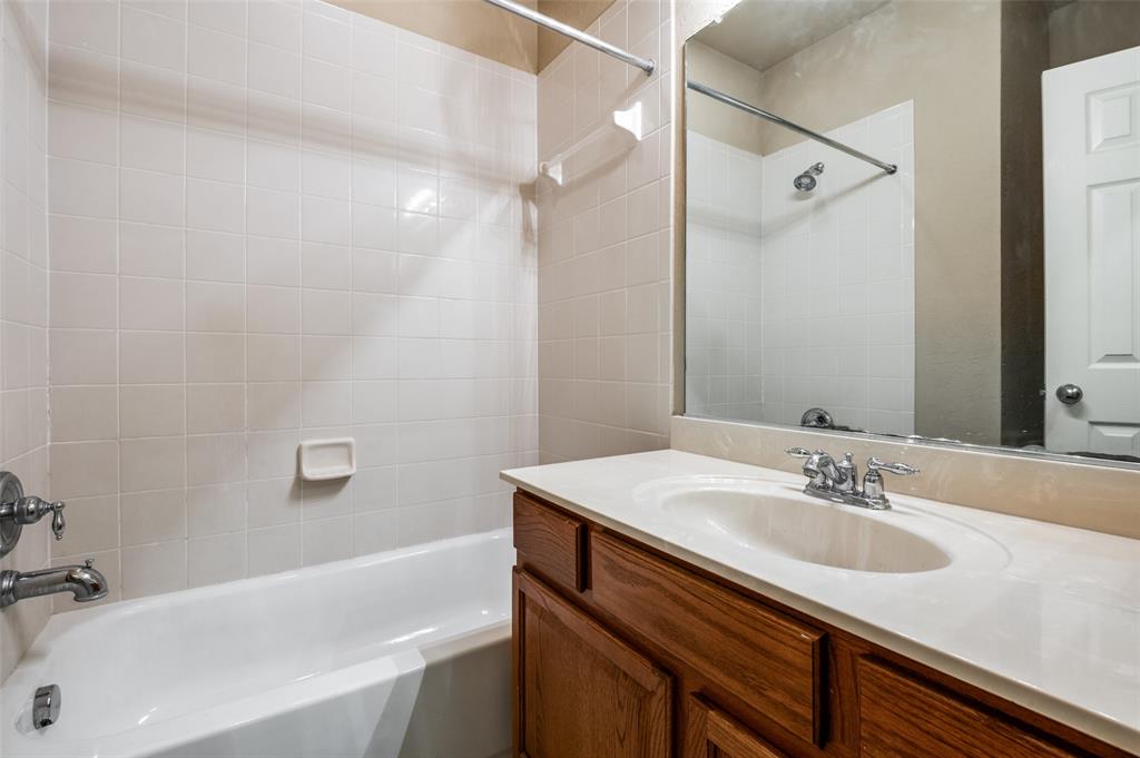 Quail Creek Twnhs Add - Residential