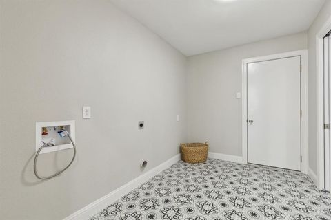 listing image 38