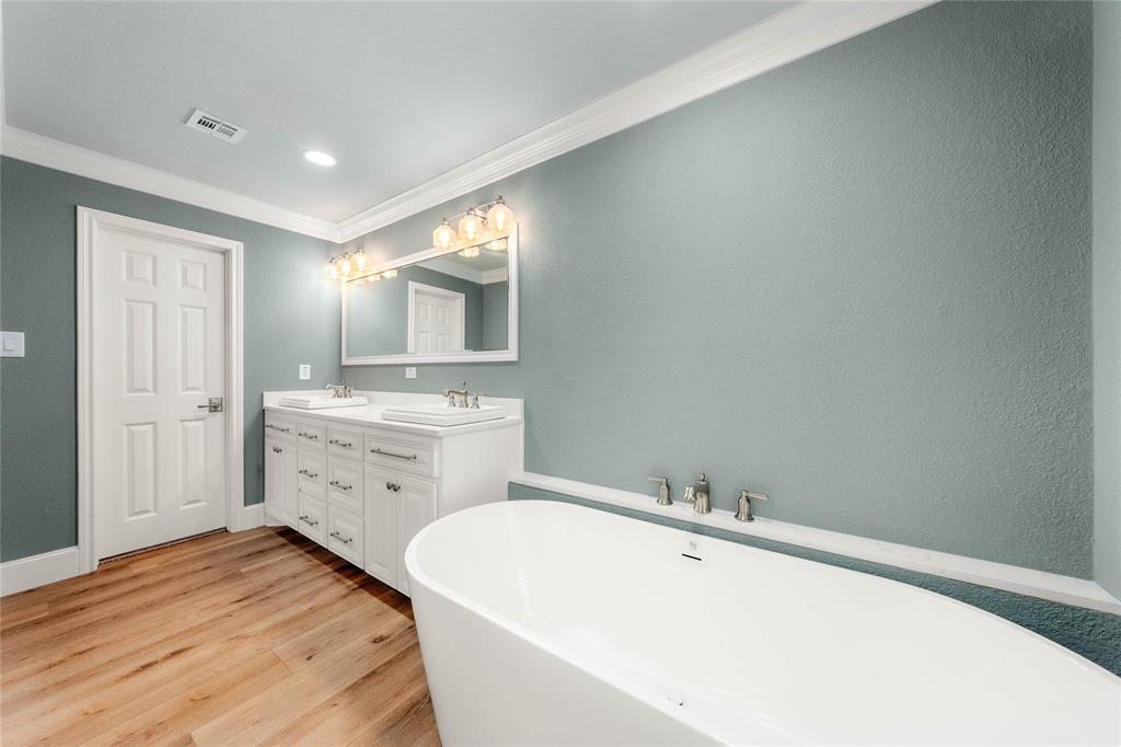 West Woodway Estate - Residential