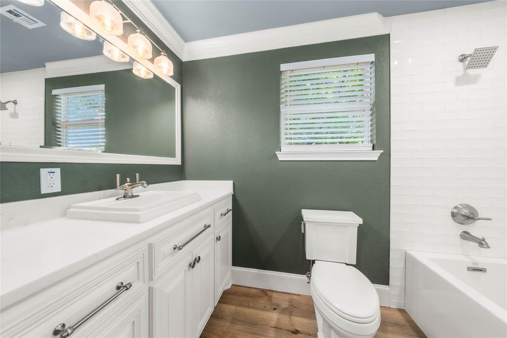 West Woodway Estate - Residential