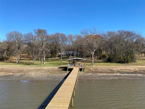 A home in Lone Oak