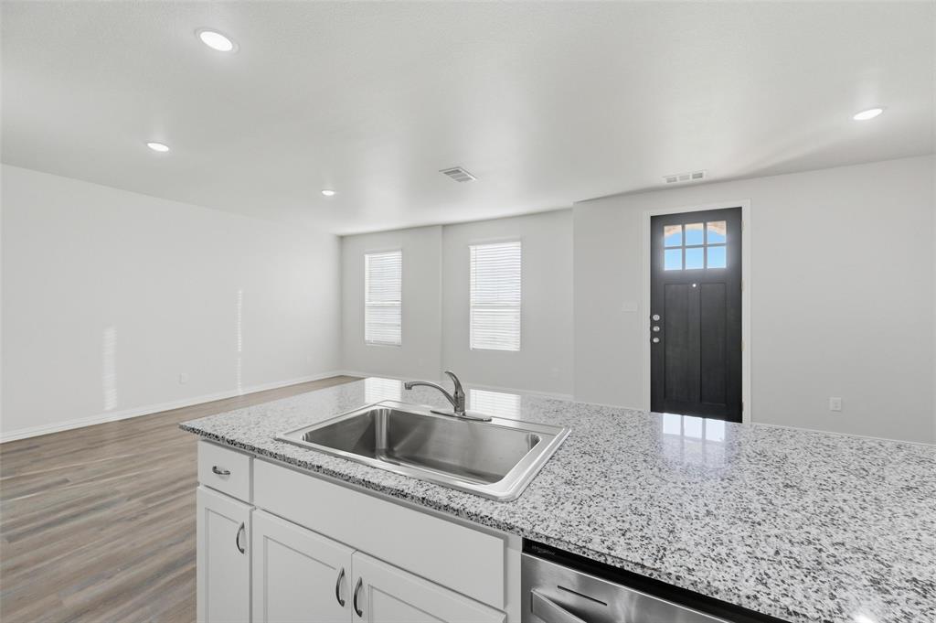 The Retreat at North Grv Ph 1 - Residential Lease