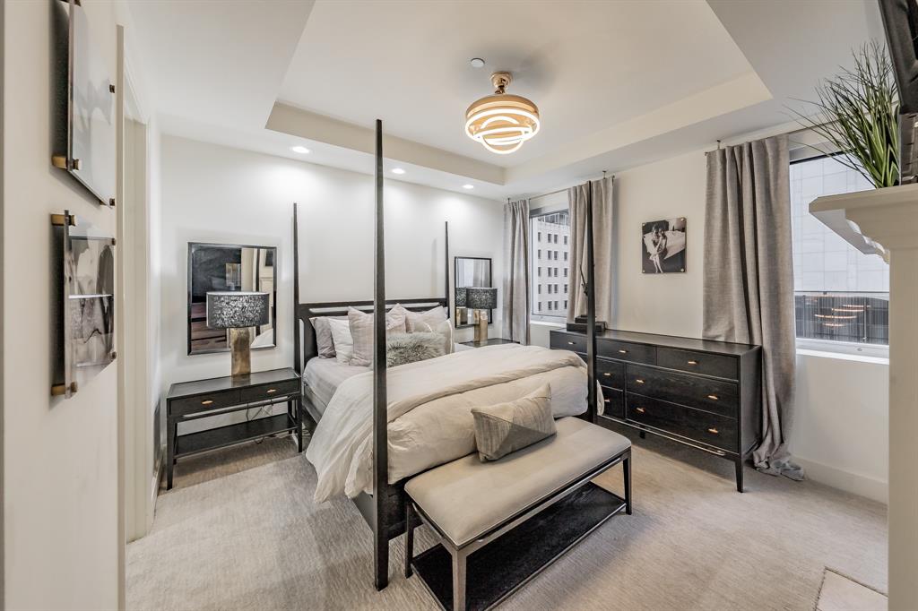 1505 Elm Street Condo - Residential